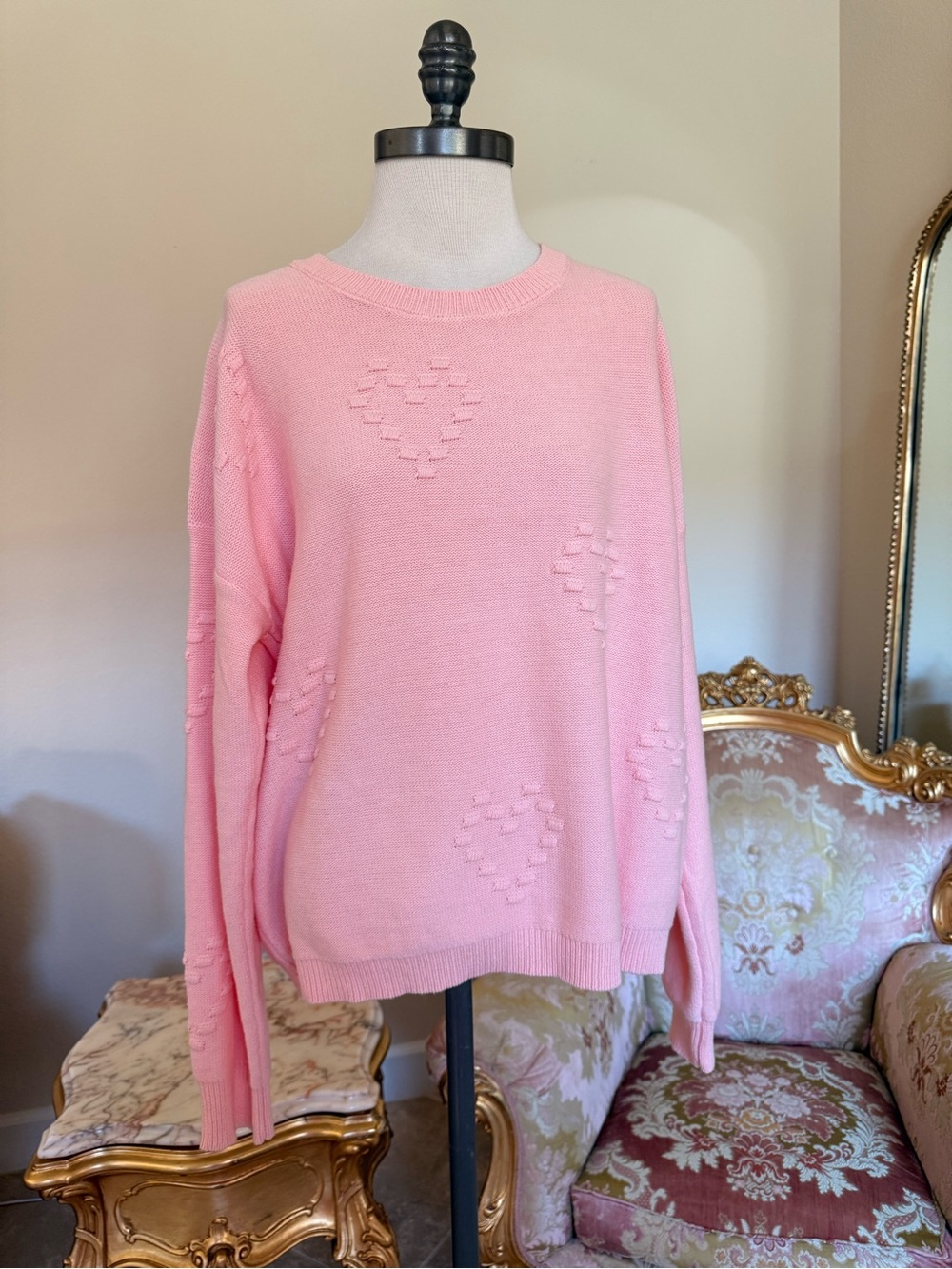 ANDREE BY UNIT Pink Heart-Detail Crewneck Sweater